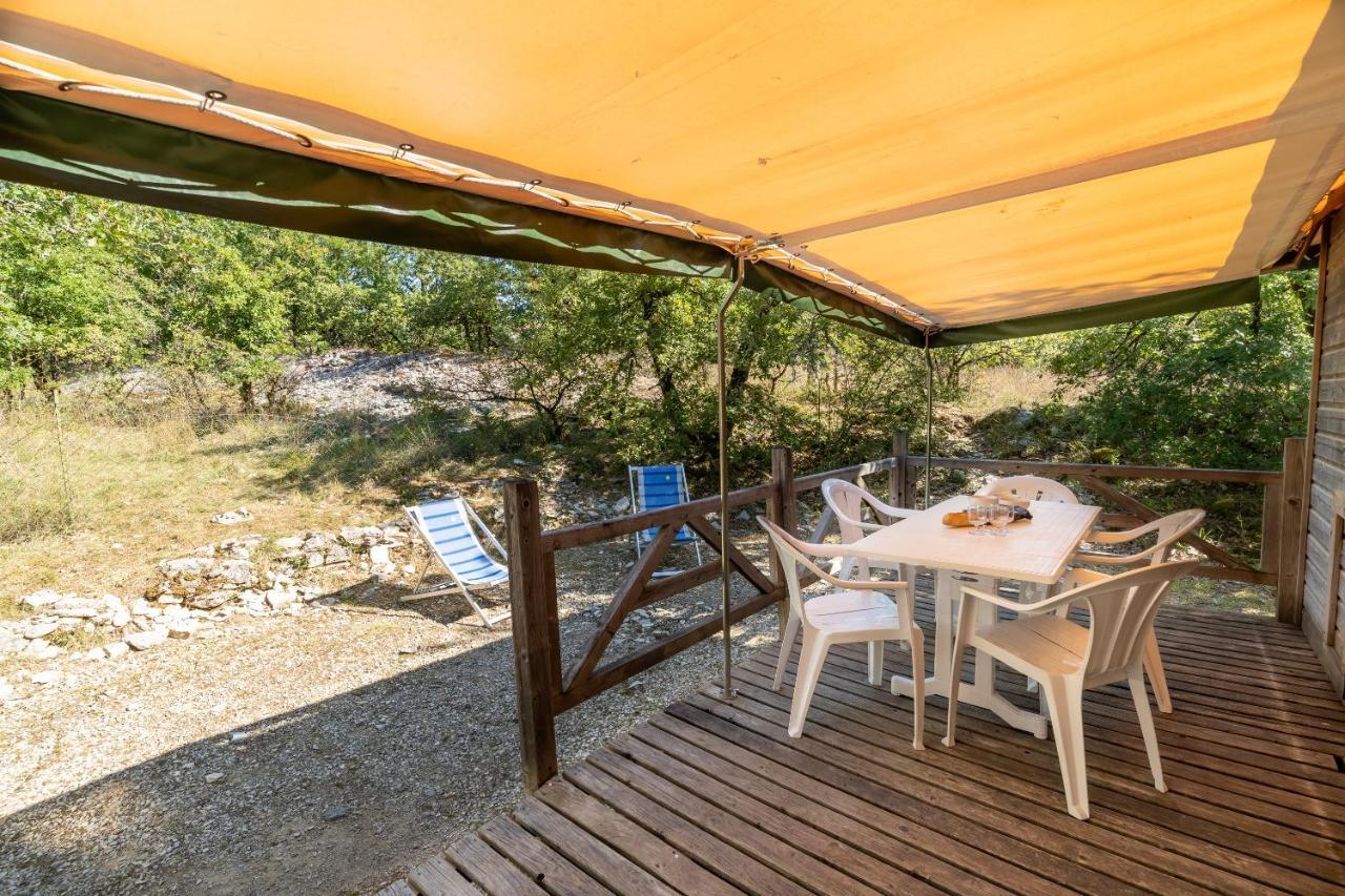 Camping Les Reflets Du Quercy Hotel Crayssac Exterior photo